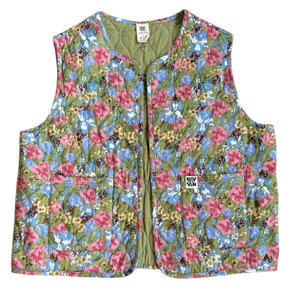Like New Lucy & Yak Floral Quilted Open Front Vest Size Large - Picture 2 of 10